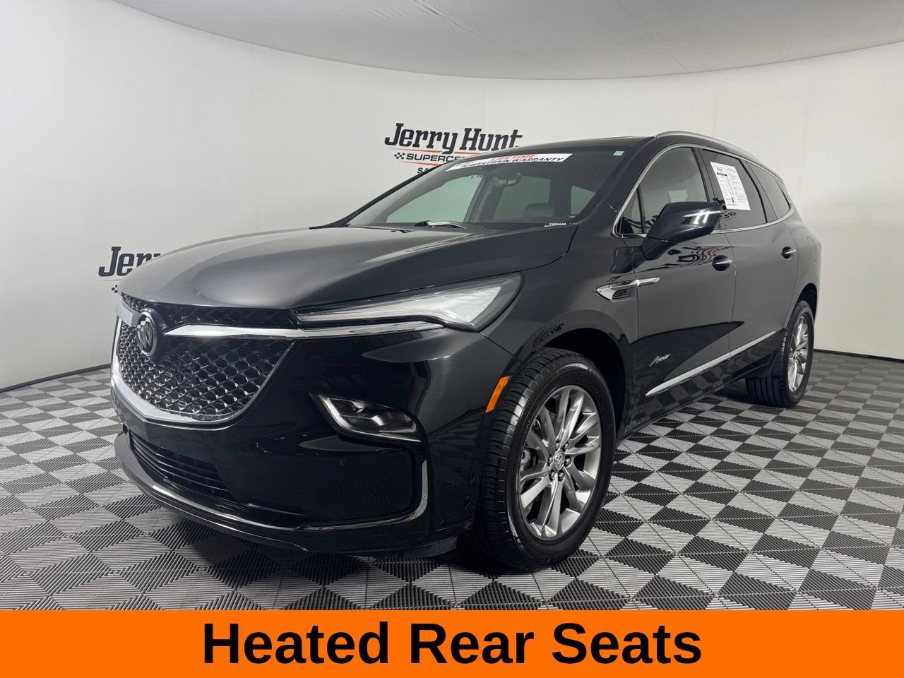 Used 2023 Buick Enclave Avenir w/ Avenir Technology Package AWD/4WD image 17