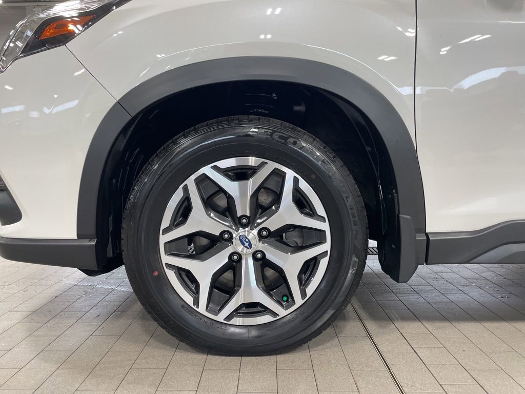 Certified 2023 Subaru Forester Premium image 26