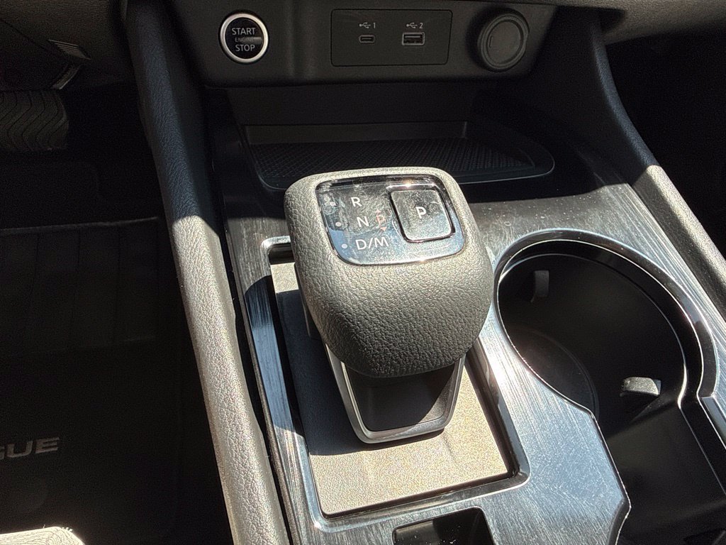 Used 2021 Nissan Rogue SV AWD/4WD image 28