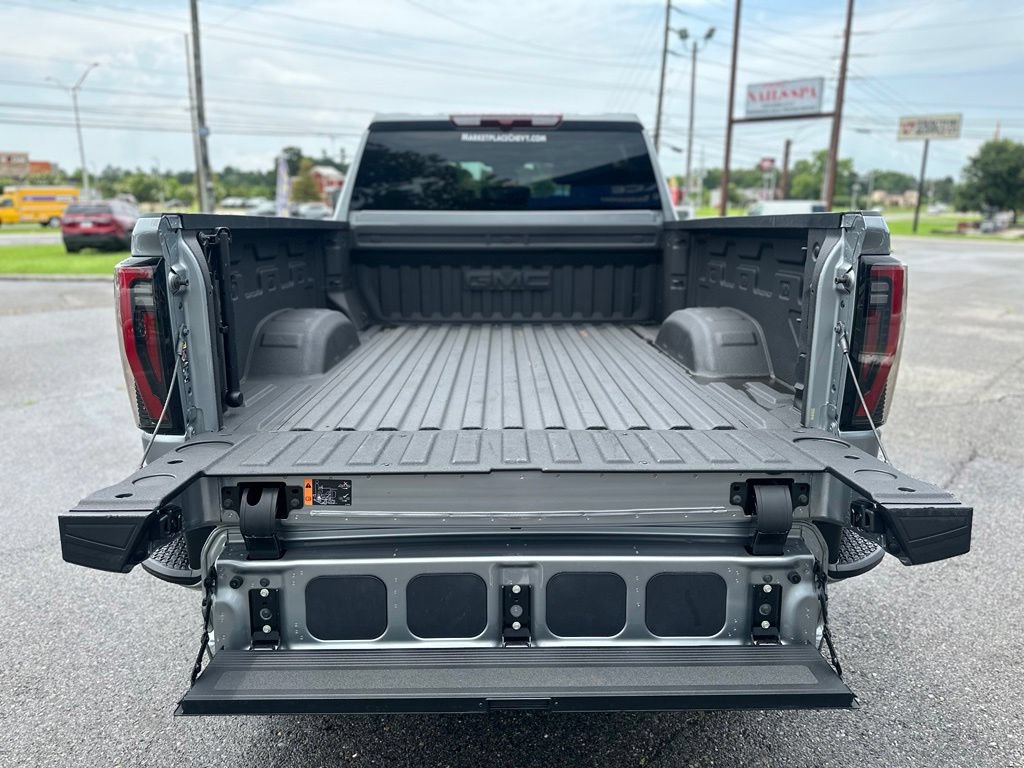 Used 2025 GMC Sierra 2500 AT4 AWD/4WD image 19