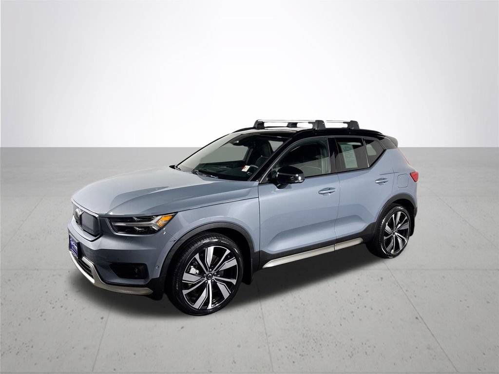 Used 2022 Volvo XC40 P8 Recharge Ultimate AWD/4WD image 2