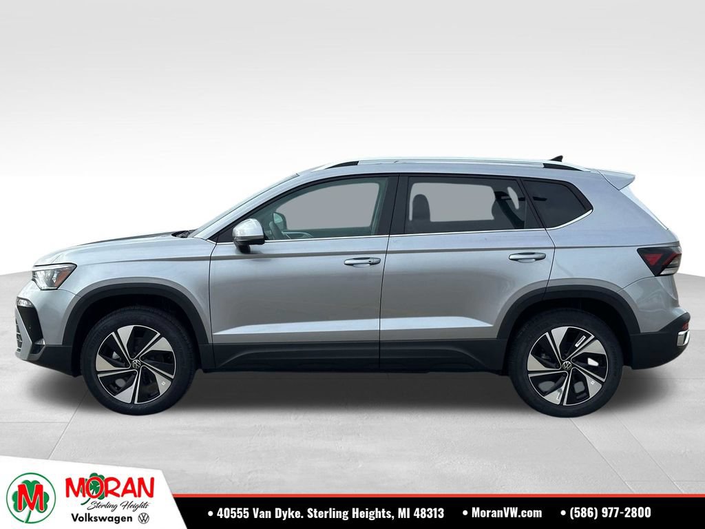 Used 2026 Volkswagen Taos SE AWD/4WD image 2