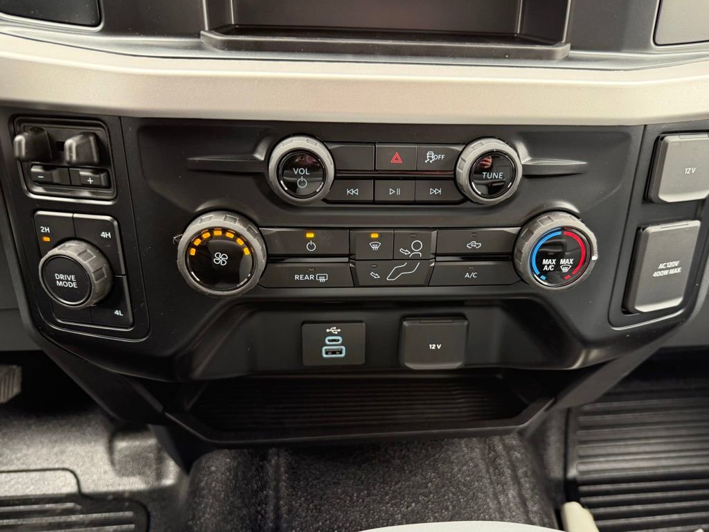 New 2026 Ford F350 XL w/ XL Chrome Package image 45