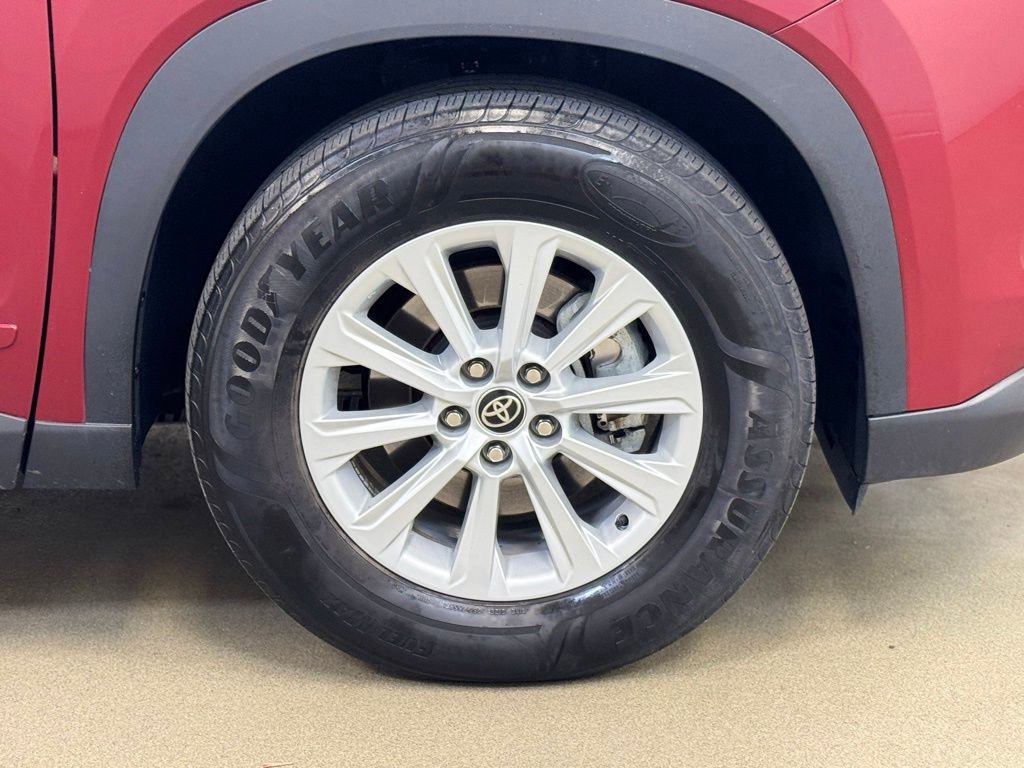 Used 2024 Toyota Grand Highlander AWD image 4