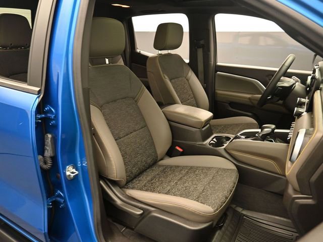 Used 2024 Chevrolet Colorado ZR2 w/ Technology Package AWD/4WD image 24