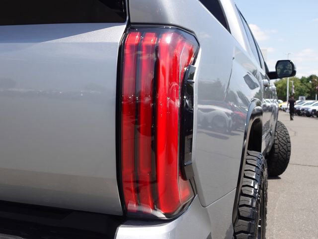 Used 2024 Toyota Tundra Platinum AWD/4WD image 6
