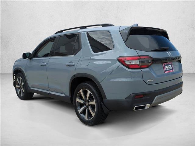 Used 2024 Honda Pilot Touring image 8