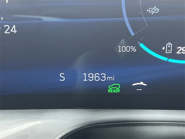 Used 2026 Cadillac Vistiq Luxury image 12