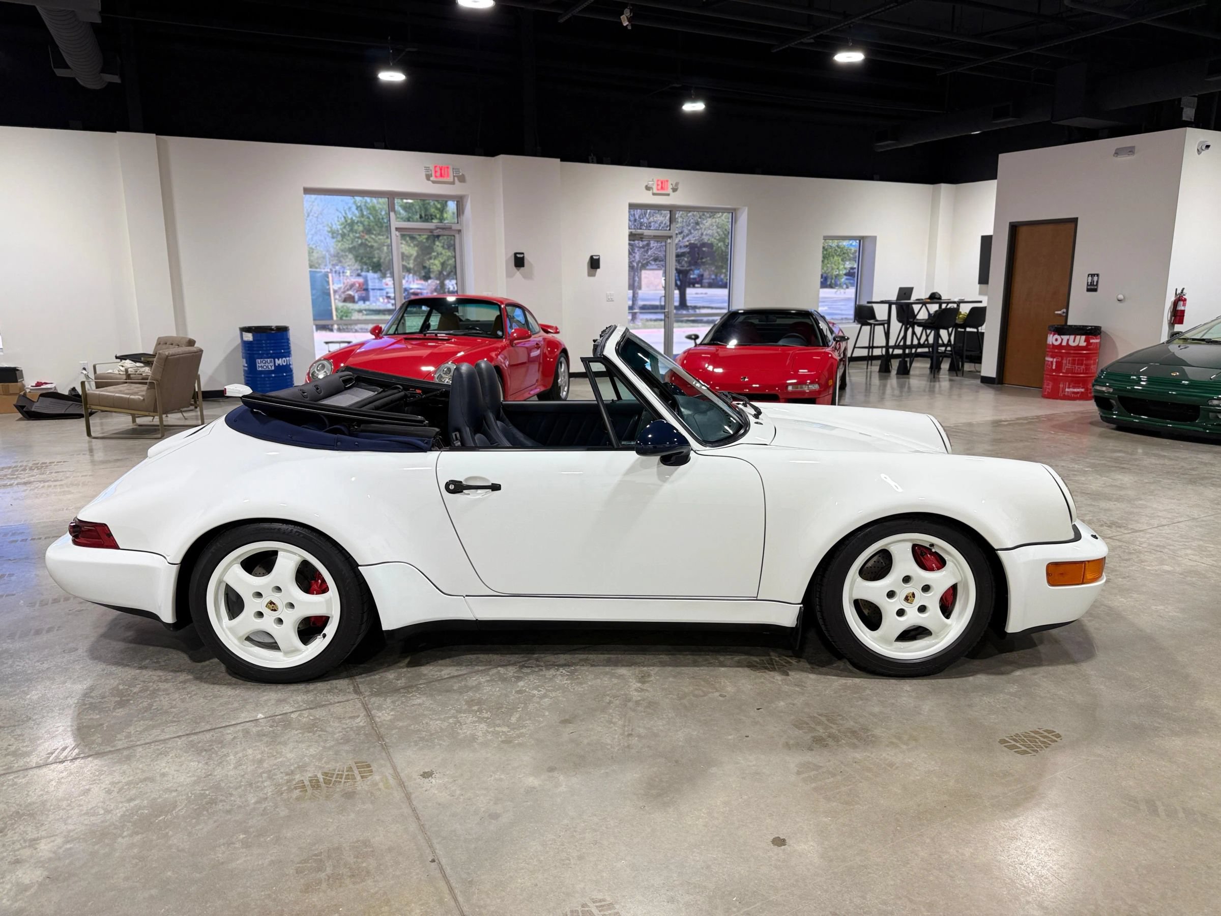 Used 1993 Porsche 911 America Roadster RWD image 4