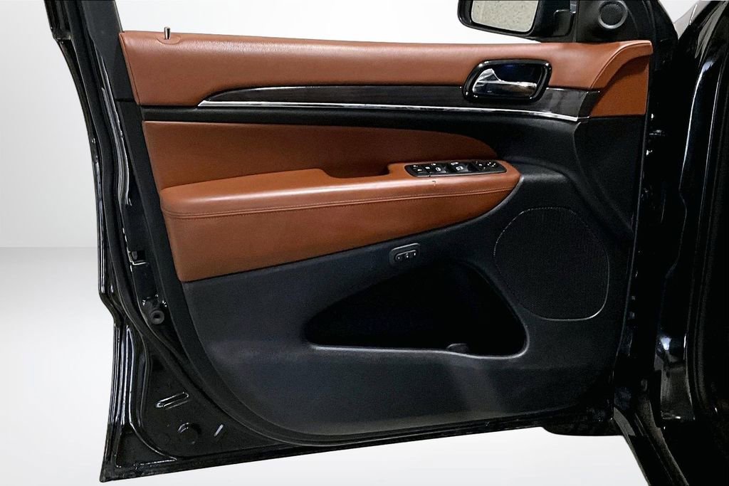 Used 2021 Jeep Grand Cherokee Overland image 20