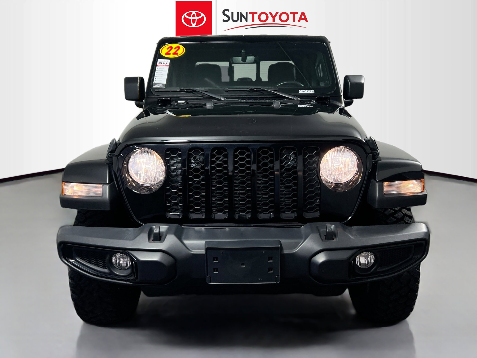 Used 2022 Jeep Gladiator Willys image 10