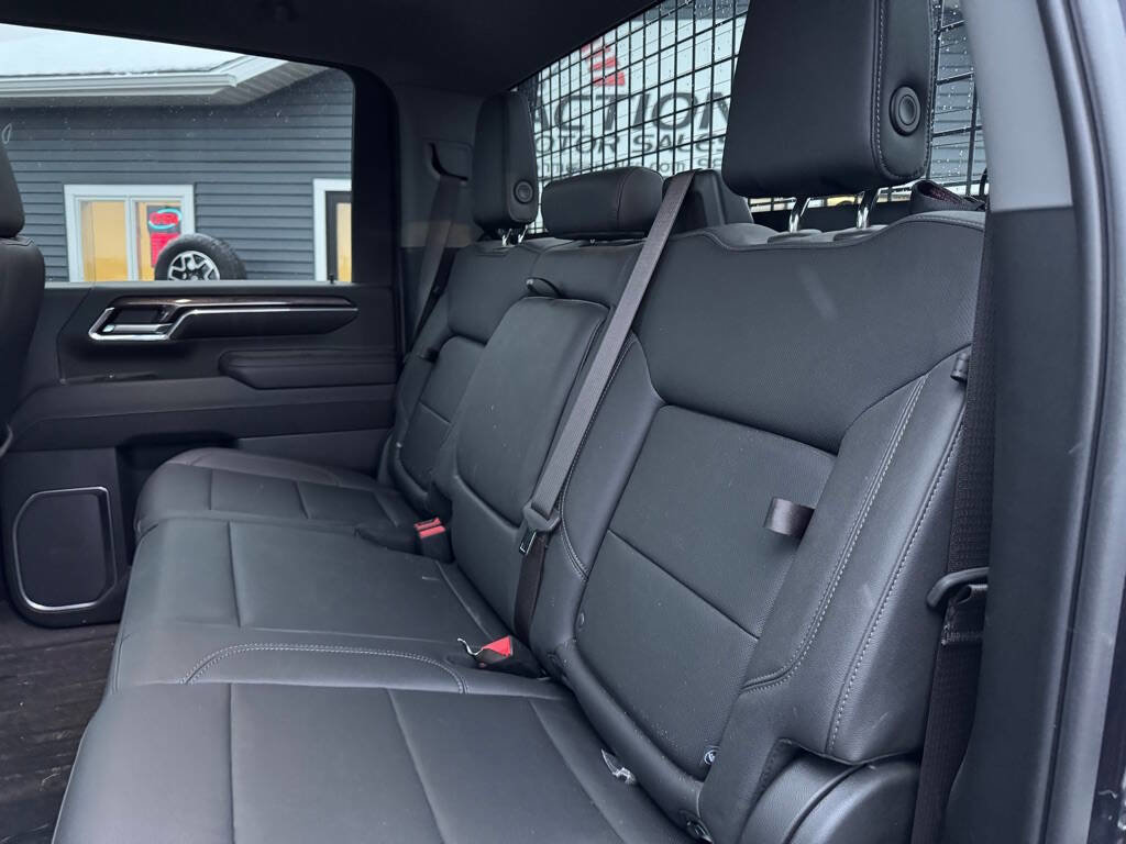 Used 2024 Chevrolet Silverado 2500 LTZ image 33