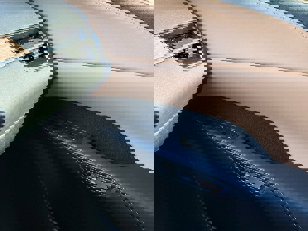 Used 2023 Lexus RX 350 Premium w/ Accessory Package (Z1) image 39