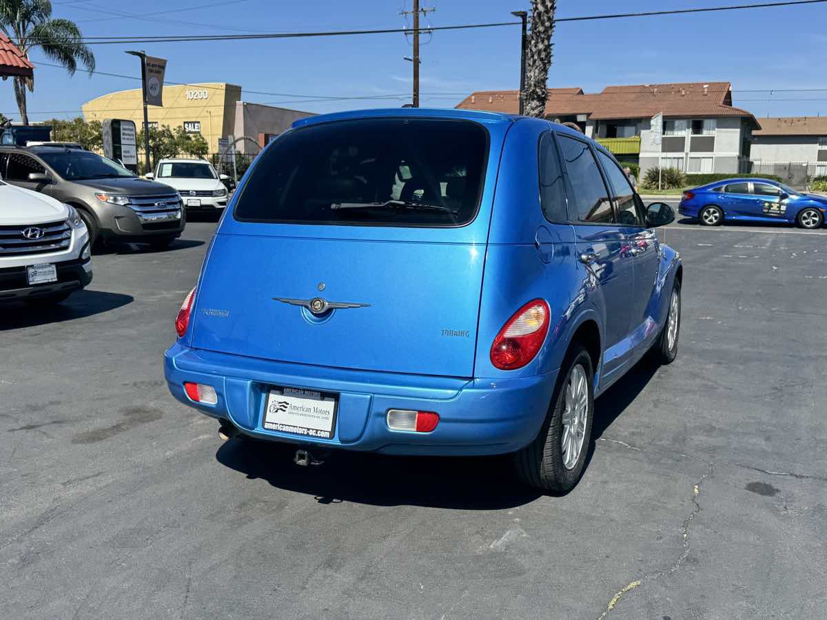 Used 2008 Chrysler PT Cruiser Touring FWD image 5