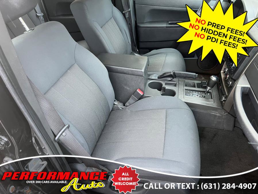 Used 2012 Jeep Liberty Sport AWD/4WD image 25