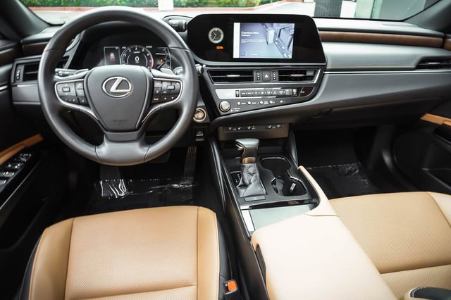Certified 2025 Lexus ES 350 w/ Premium Package image 19