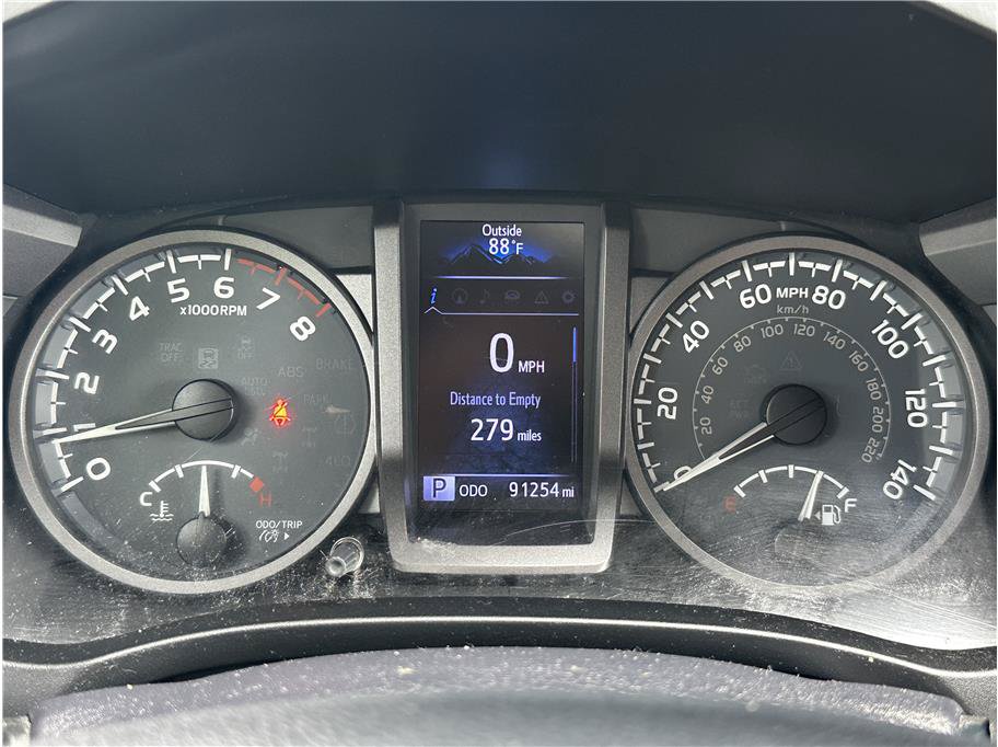 Used 2017 Toyota Tacoma TRD Off-Road w/ Tow Package (A/T) AWD/4WD image 20