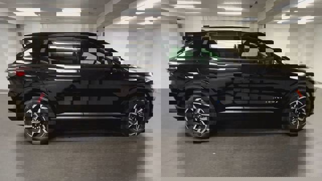 New 2026 Chevrolet Equinox EV LT image 9