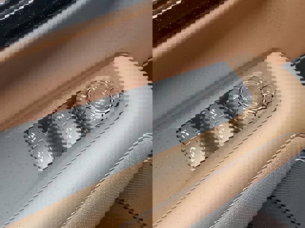 New 2025 Chevrolet Suburban High Country image 23