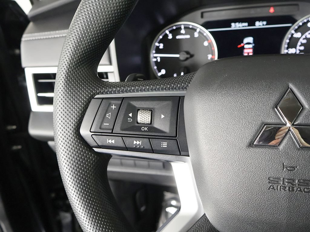 New 2026 Mitsubishi Outlander ES AWD/4WD image 38
