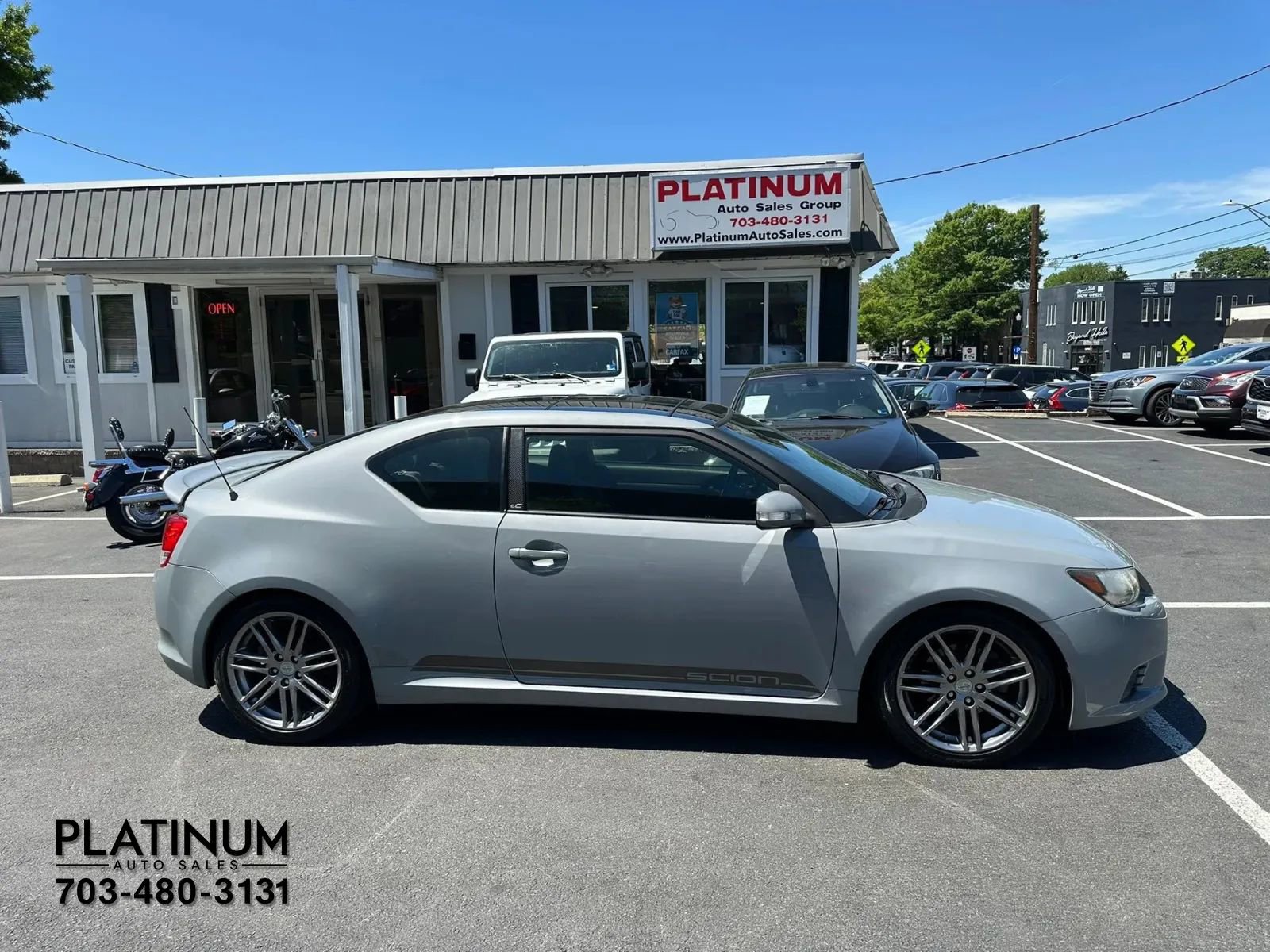 Used 2012 Scion tC FWD image 2