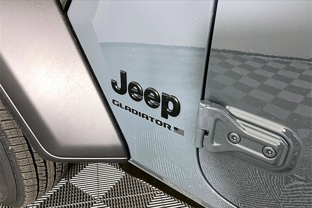 New 2026 Jeep Gladiator Sport image 10
