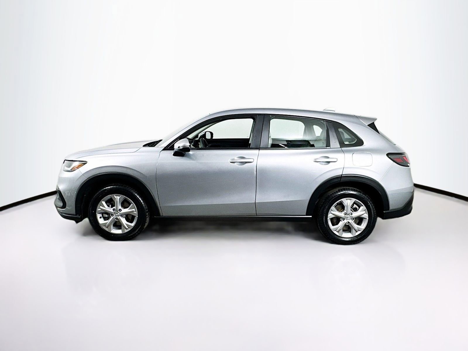 Used 2024 Honda HR-V LX image 4