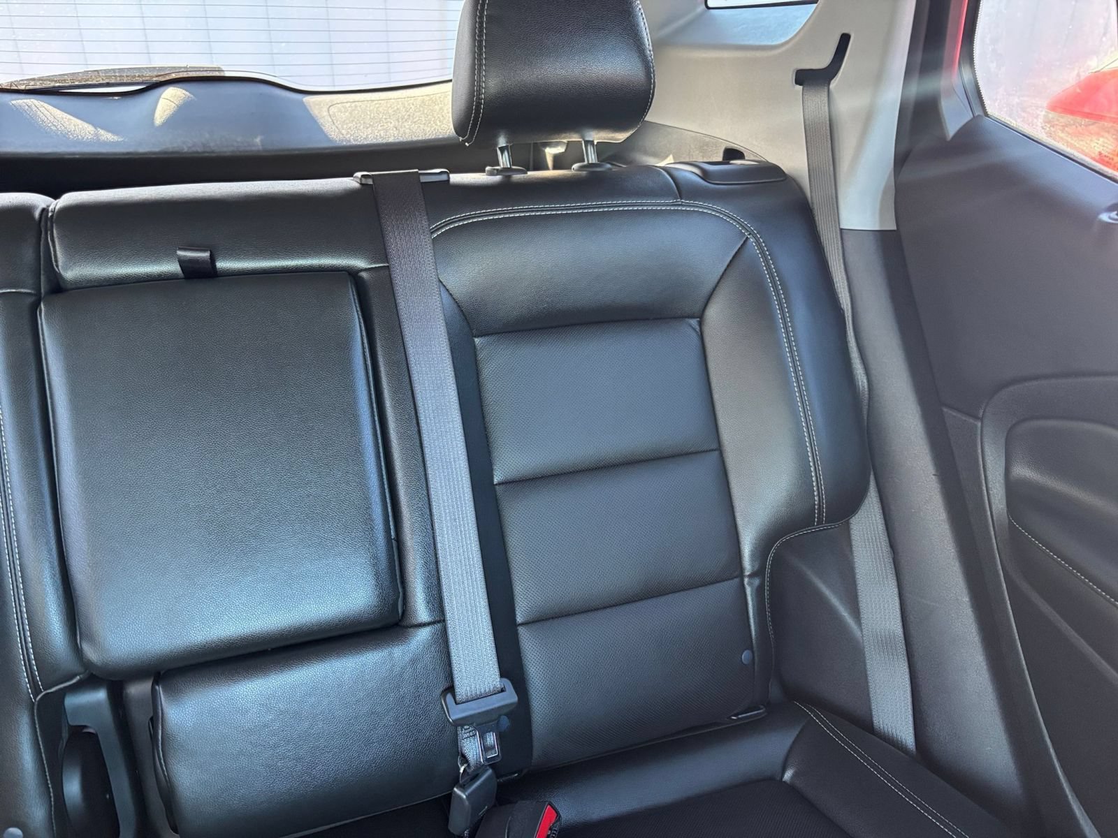 Used 2024 GMC Terrain SLT AWD/4WD image 35