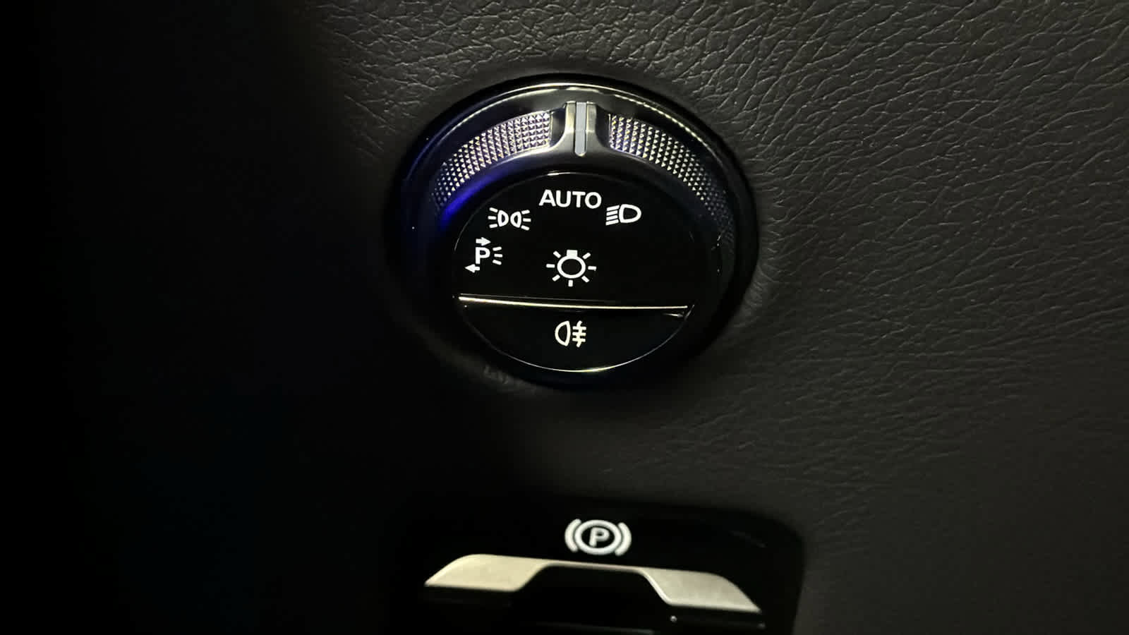 New 2026 Mercedes-Benz GLC 350e 4MATIC image 19