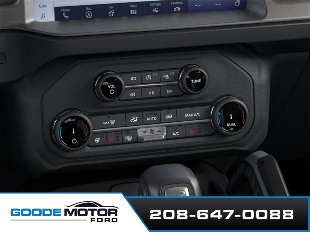 New 2025 Ford Bronco Outer Banks w/ Sasquatch Package image 16