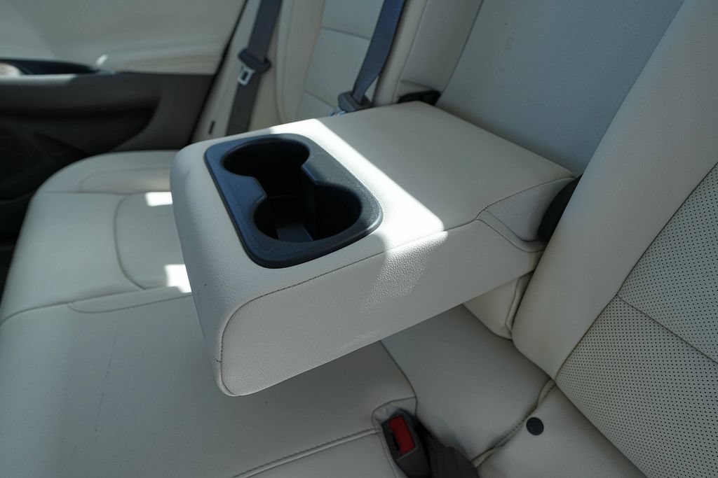 Used 2024 Chevrolet Malibu LT FWD image 21