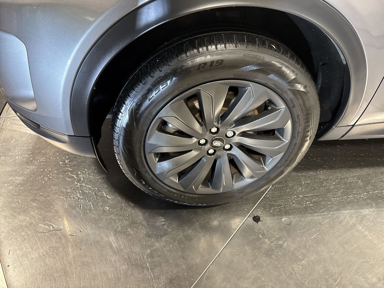 Used 2022 Land Rover Discovery Sport S image 10