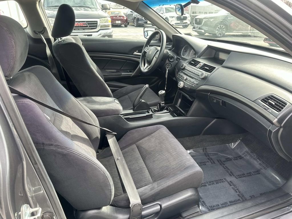Used 2011 Honda Accord LX-S image 28