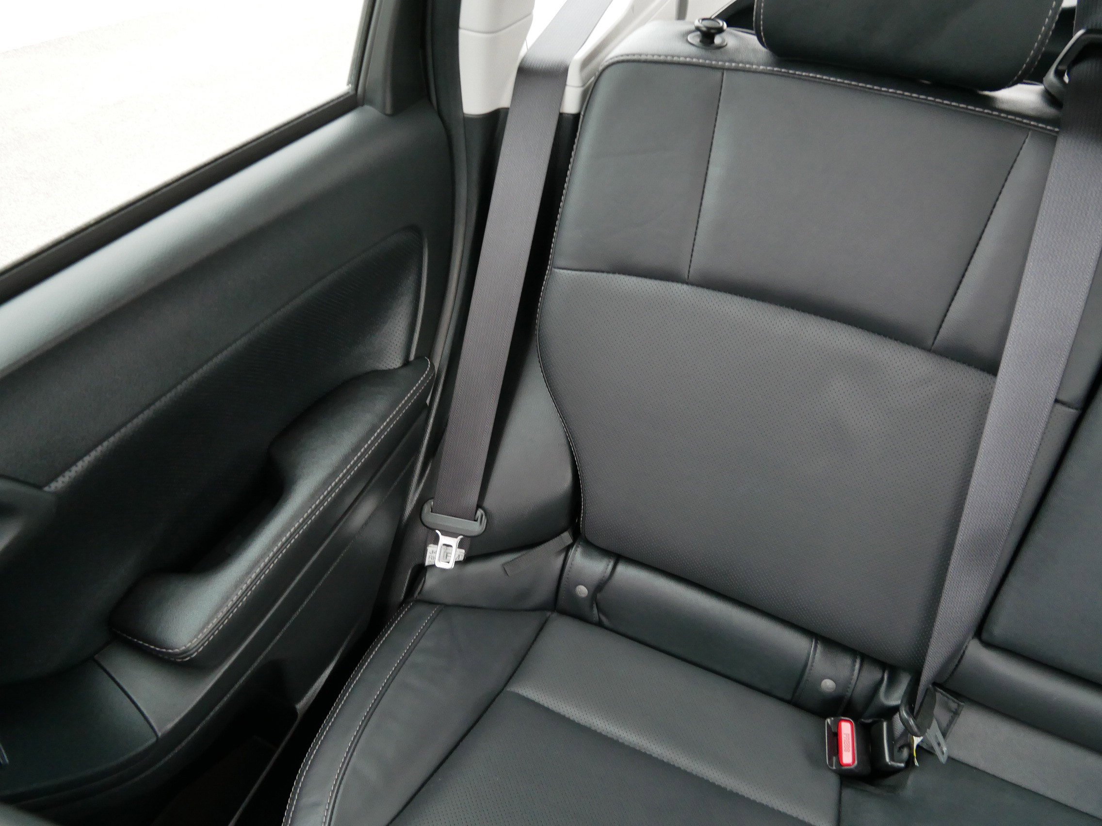 Used 2018 Subaru Forester 2.5i Limited AWD/4WD image 12