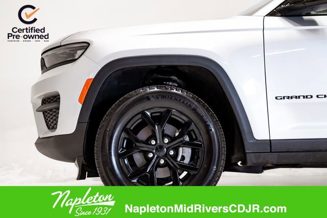 Used 2025 Jeep Grand Cherokee Altitude image 22