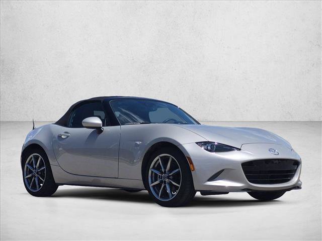 Used 2023 MAZDA MX-5 Miata Grand Touring RWD image 3