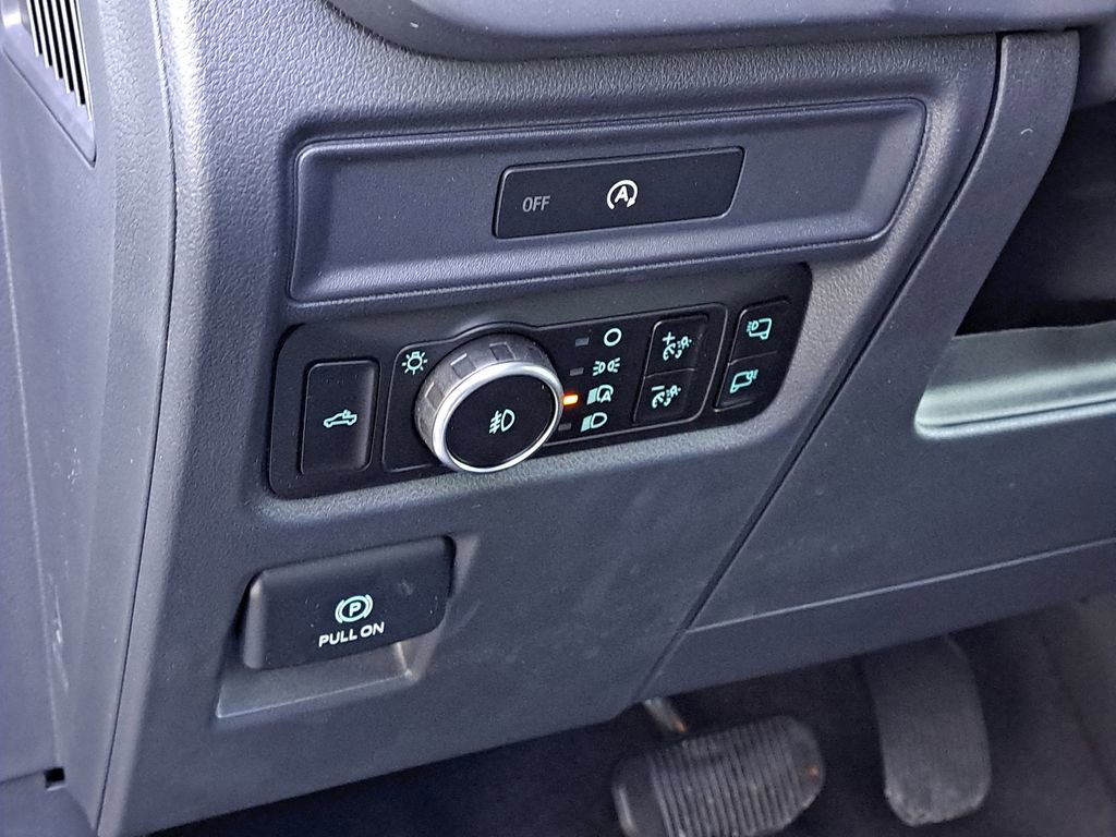 New 2025 Ford F150 XLT w/ Equipment Group 302A MID image 10