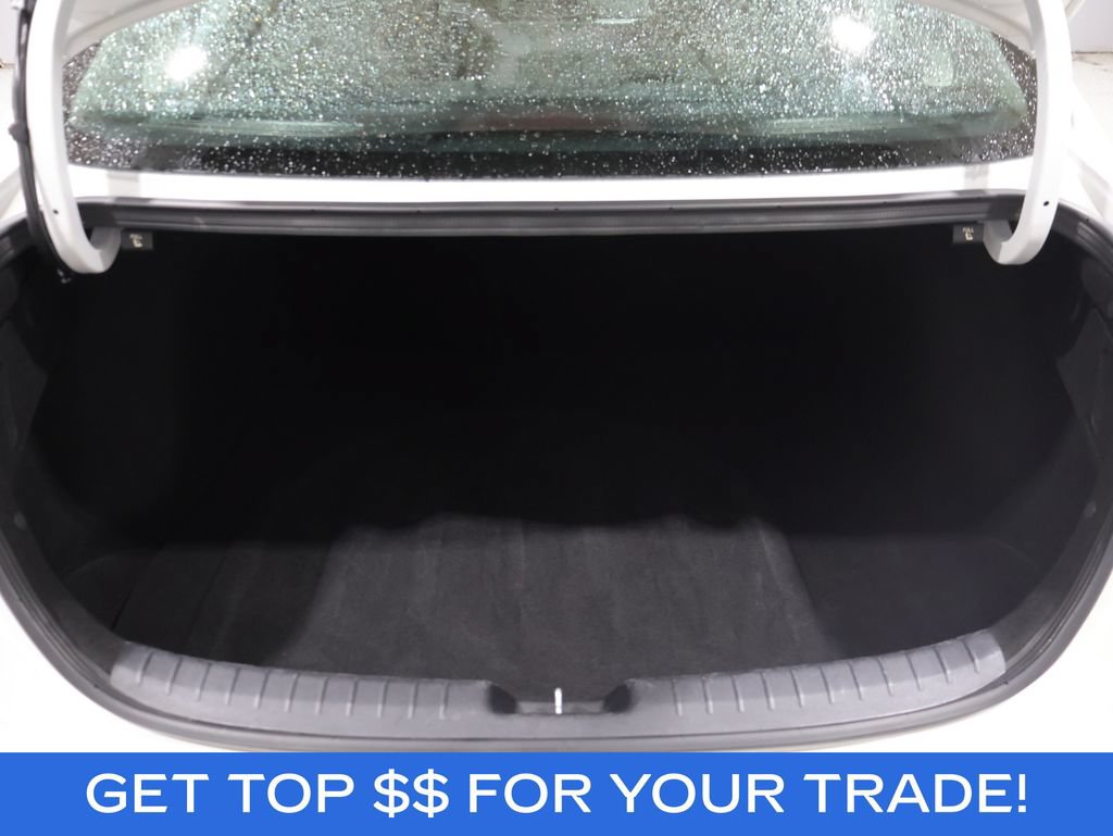 Used 2024 Kia Forte LXS FWD image 4