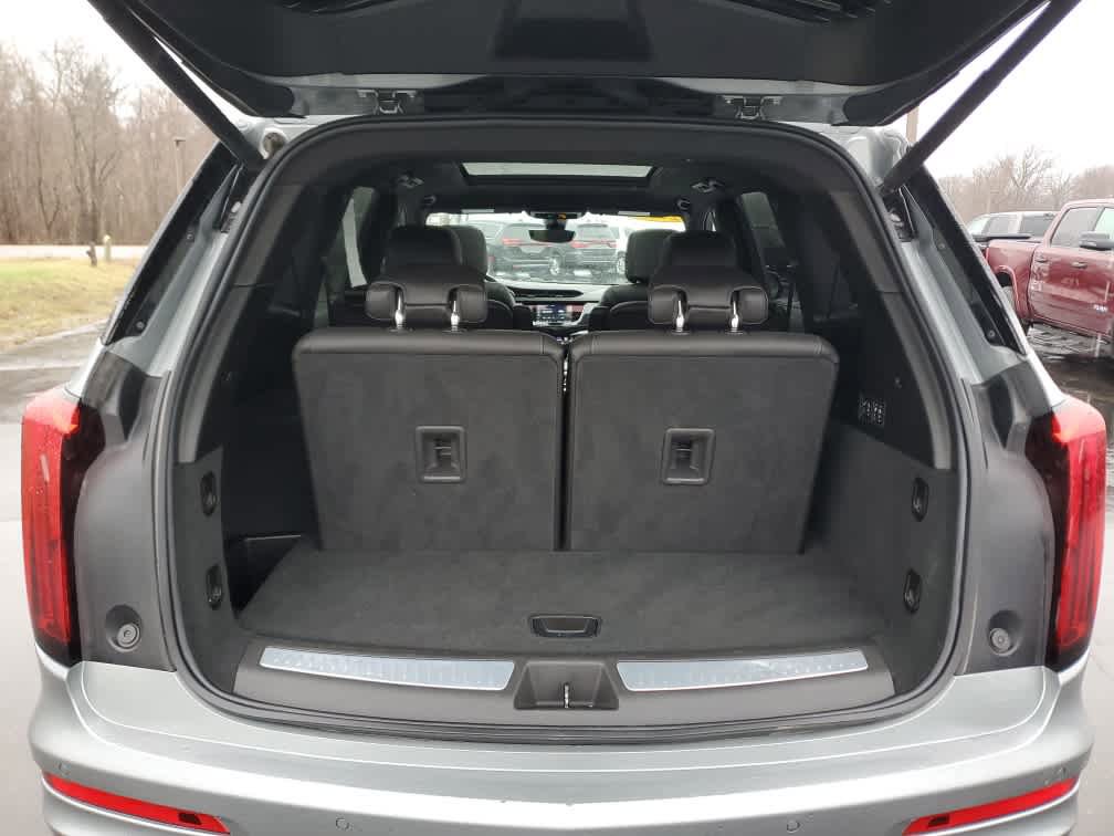 Used 2023 Cadillac XT6 Premium Luxury w/ Technology Package image 10