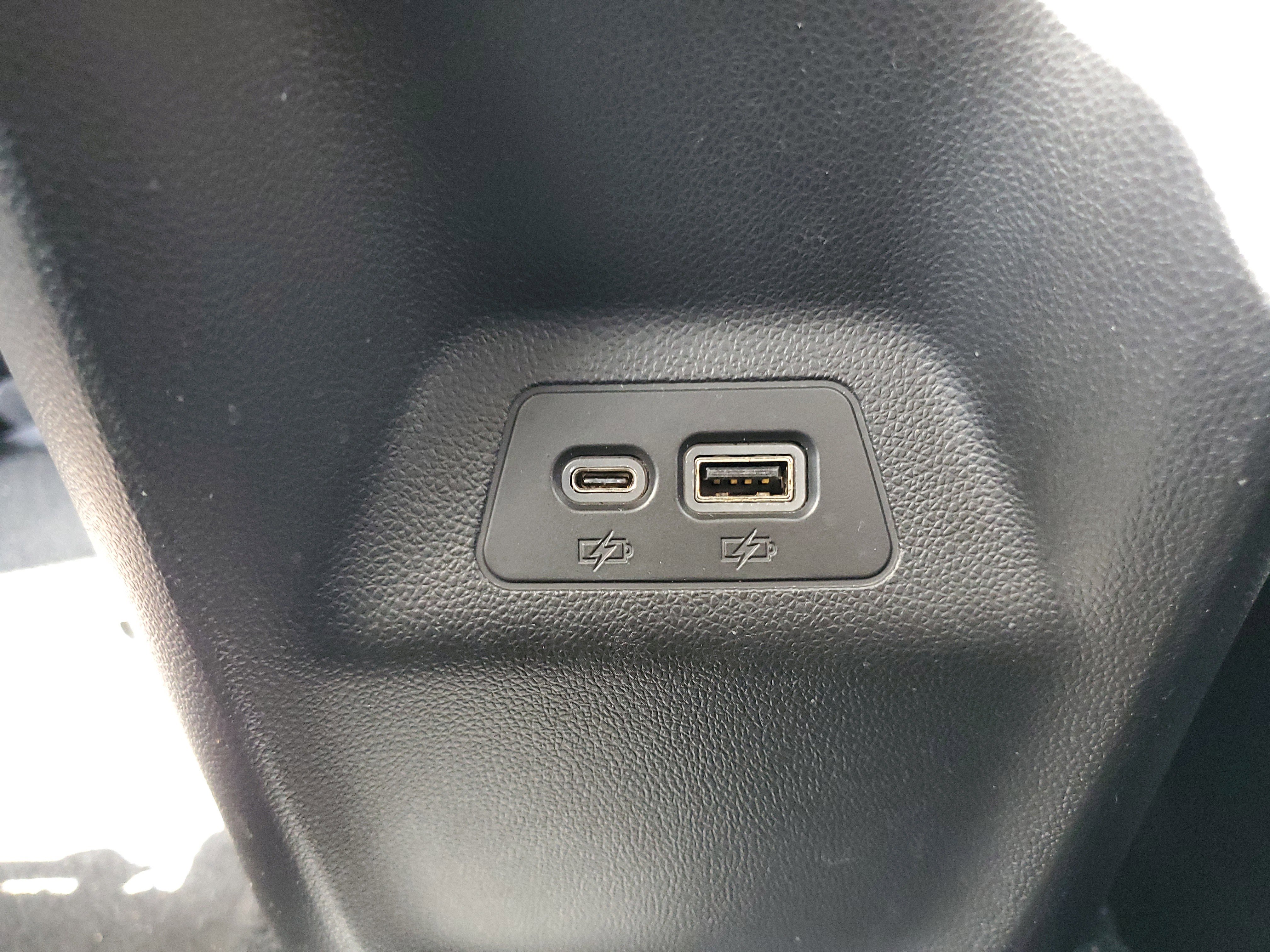 Used 2021 Buick Envision Preferred image 16