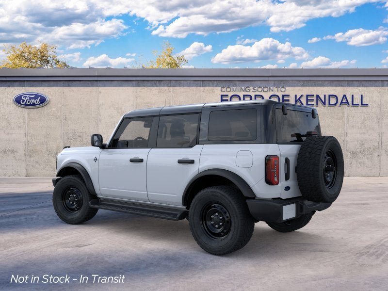New 2026 Ford Bronco Outer Banks w/ Black Appearance Package AWD/4WD image 4