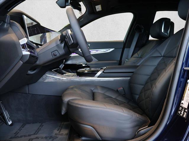 Used 2026 BMW 740i xDrive AWD/4WD image 4