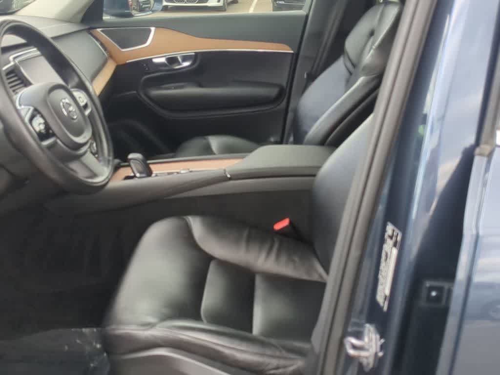 Used 2021 Volvo XC90 T8 Momentum AWD/4WD image 15