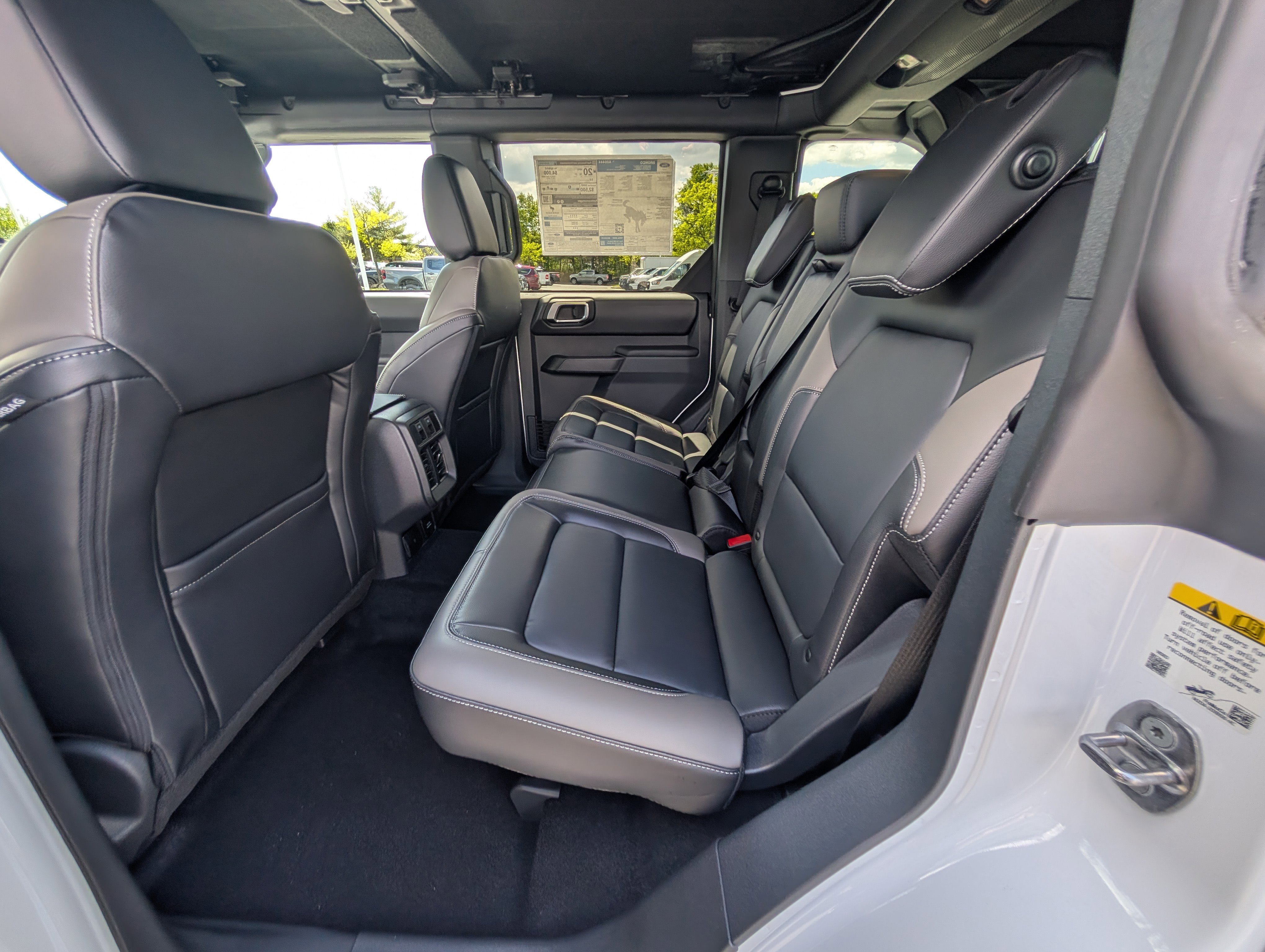 New 2026 Ford Bronco Outer Banks AWD/4WD image 9