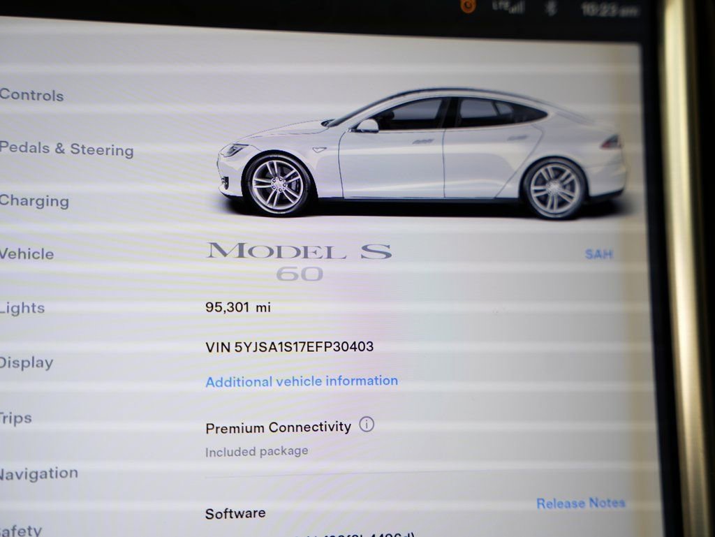 Used 2014 Tesla Model S 60 image 22