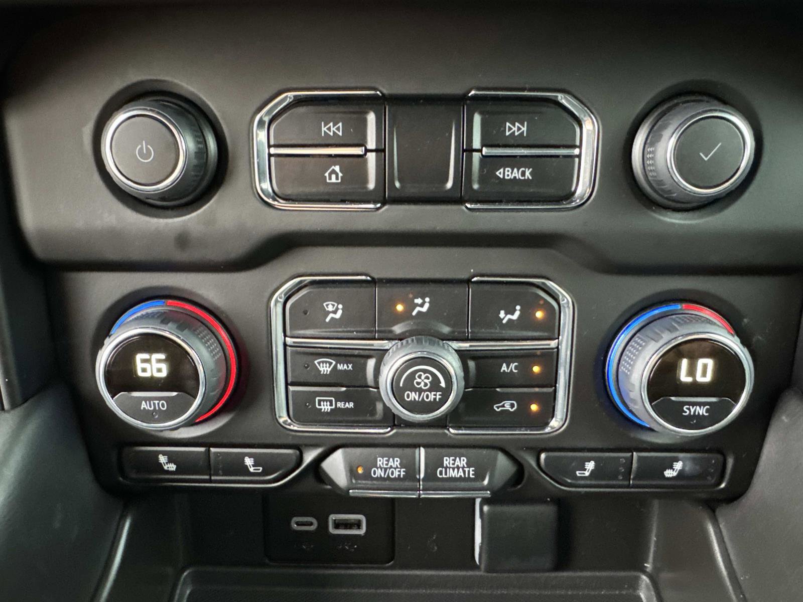 Used 2023 Chevrolet Tahoe RST w/ RST Performance Edition image 32