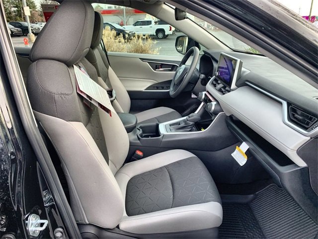 New 2025 Toyota RAV4 XLE image 14
