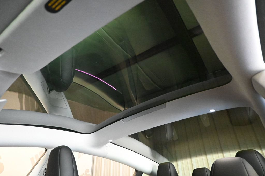 Used 2025 Tesla Model 3 Long Range RWD image 17