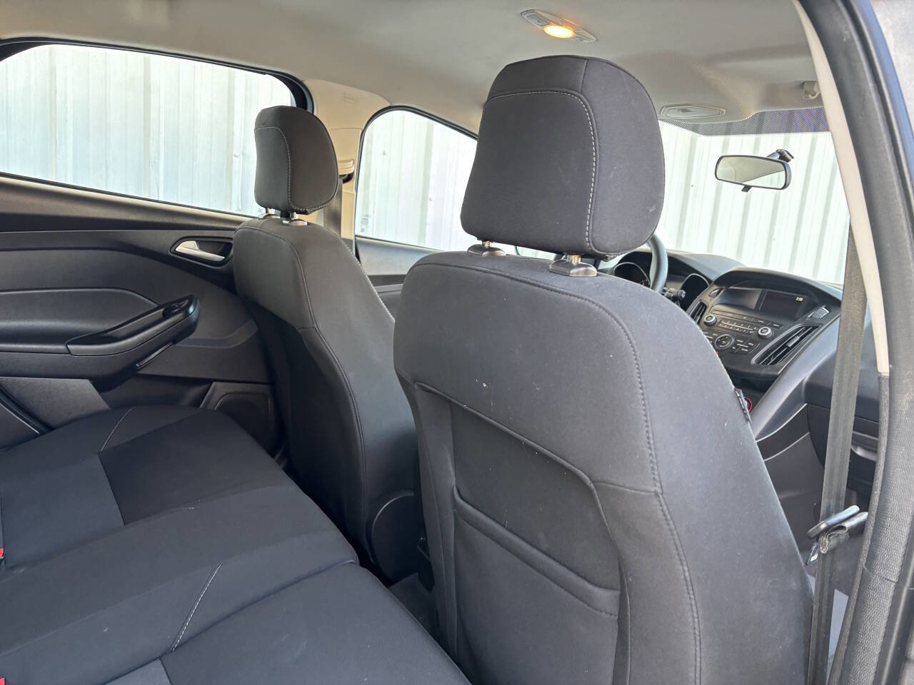 Used 2018 Ford Focus SE image 17