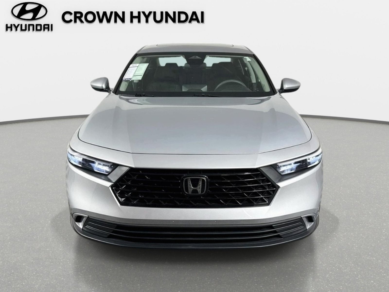 Used 2024 Honda Accord EX image 2